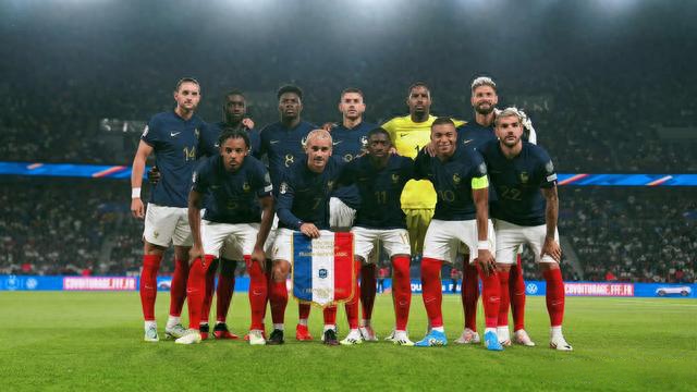 爱游戏登录入口-包含欧预赛：爱尔兰球员受伤离场，影响球队阵容的词条