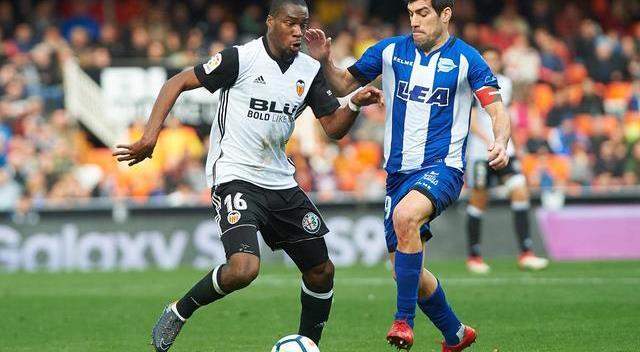 包含卡昂遭遇大败，积分榜排名下滑的词条