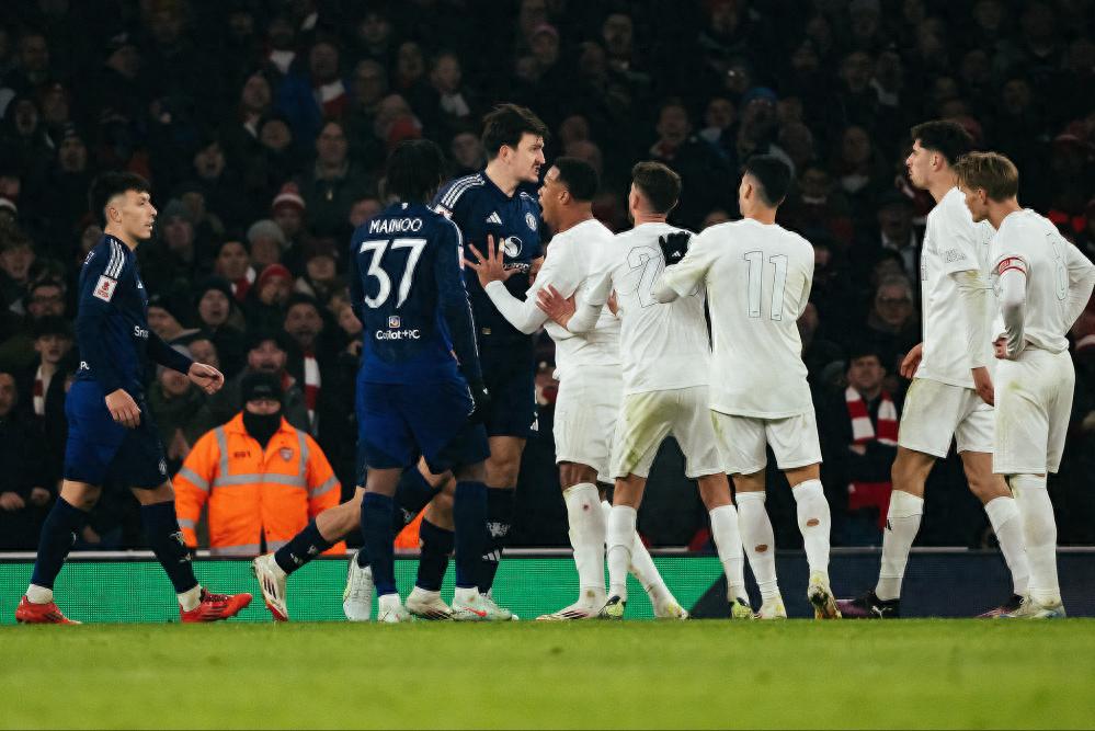 雷恩主场不敌摩纳哥,遭遇连败阴影 雷恩主场不敌摩纳哥,遭遇连败阴影