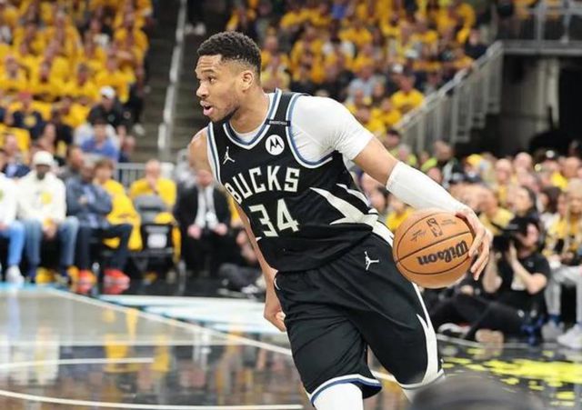 爱游戏登录入口-关于雄鹿射手发威，西部与季后赛资格岌岌可危的信息