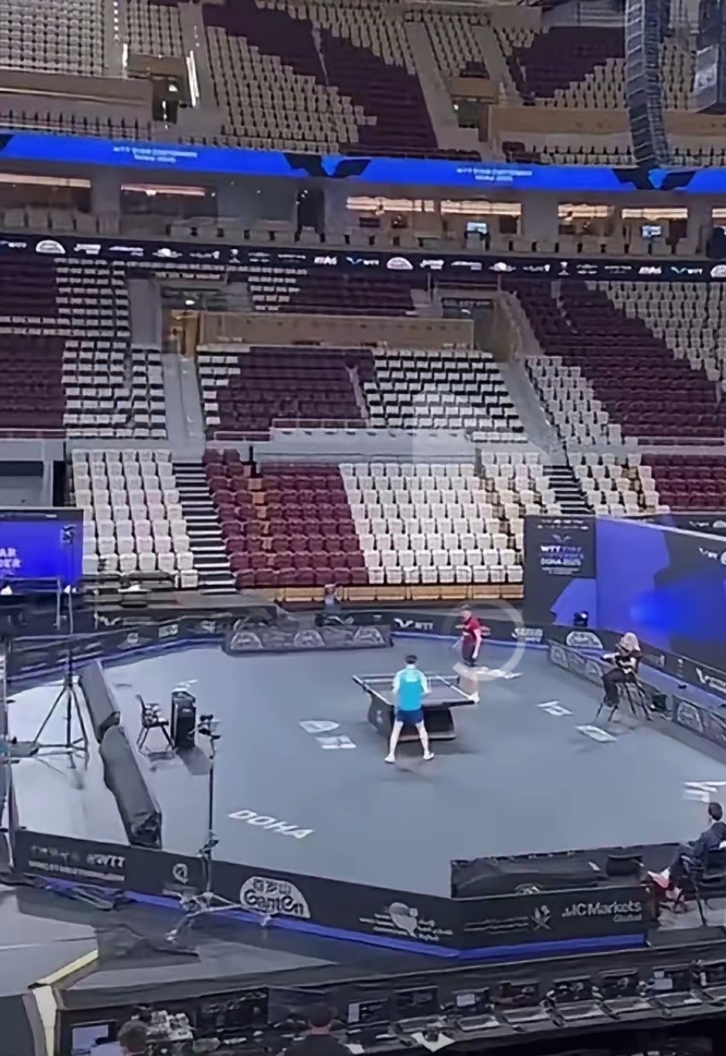 爱游戏网页版-体育盛事，球场上发生惊心动魄一幕