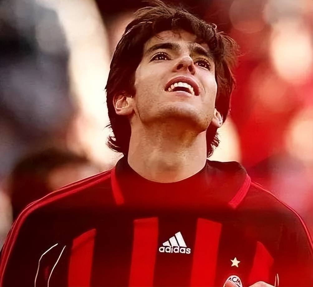 包含AC米兰士气高昂,决心全力以赴的词条 包含AC米兰士气高昂,决心全力以赴的词条