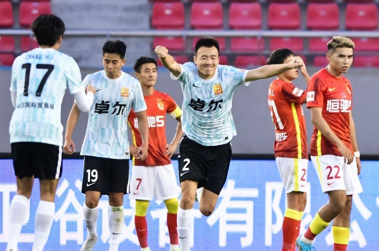 拼搏与激情同在,某队新核心将领队冲刺的简单介绍 拼搏与激情同在,某队新核心将领队冲刺的简单介绍