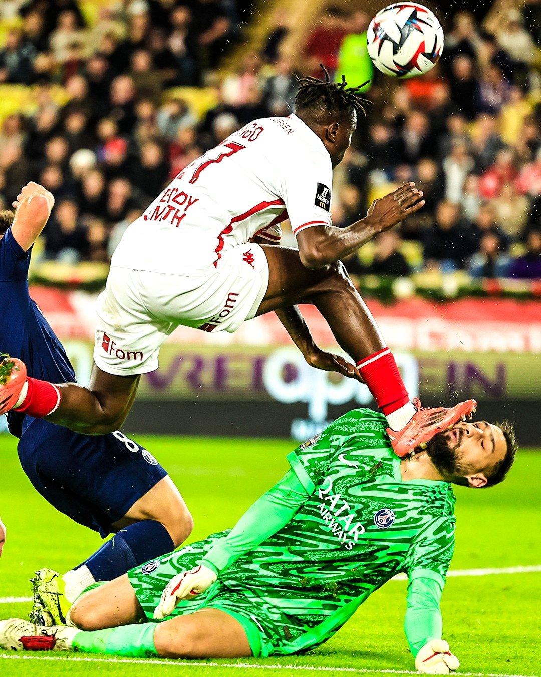 法甲赛场战火重燃,PSG众将斗志昂扬的简单介绍 法甲赛场战火重燃,PSG众将斗志昂扬的简单介绍