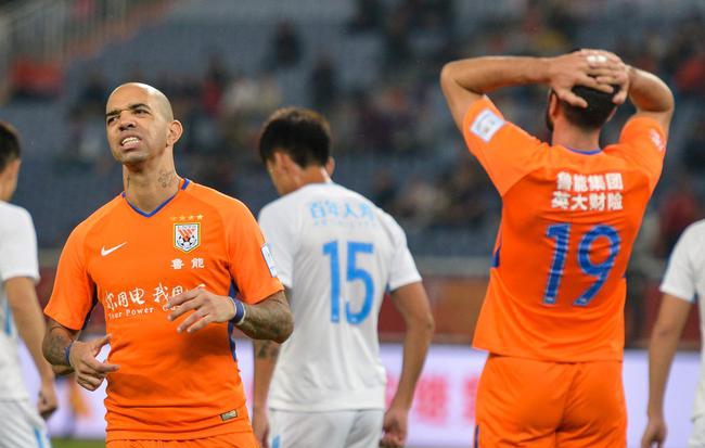 爱游戏登录入口-关于一方中场受伤影响严重，球队整体战术受限的信息