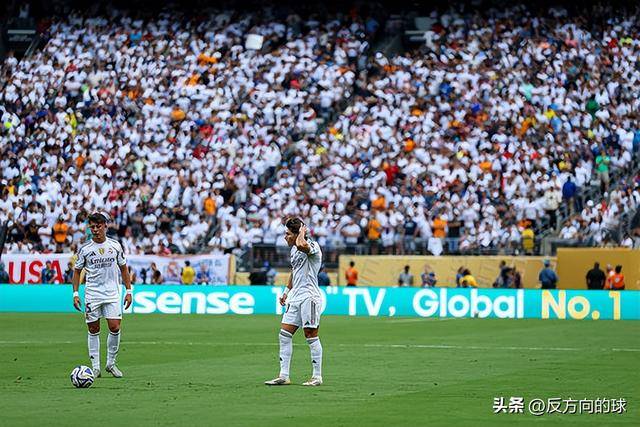 皇家马德里憾负巴黎,尴尬遭遇欧冠淘汰 皇家马德里憾负巴黎,尴尬遭遇欧冠淘汰