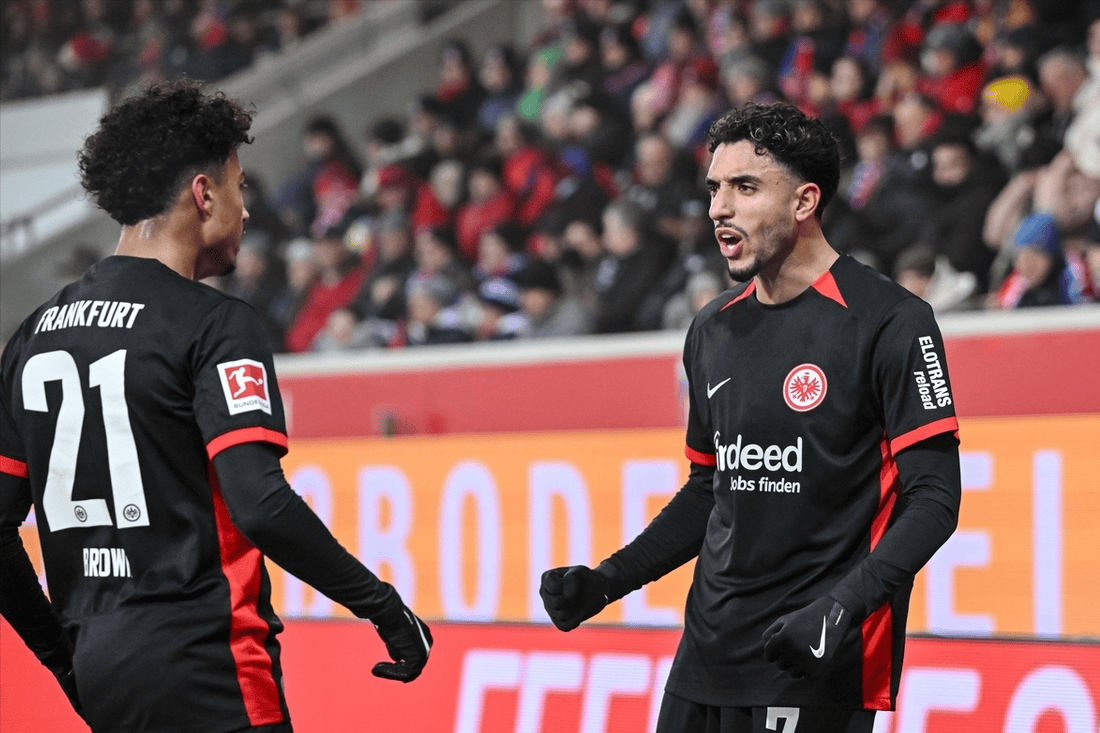 爱游戏体育官网-法兰克福中场将加盟热那亚，引发球迷关注的简单介绍