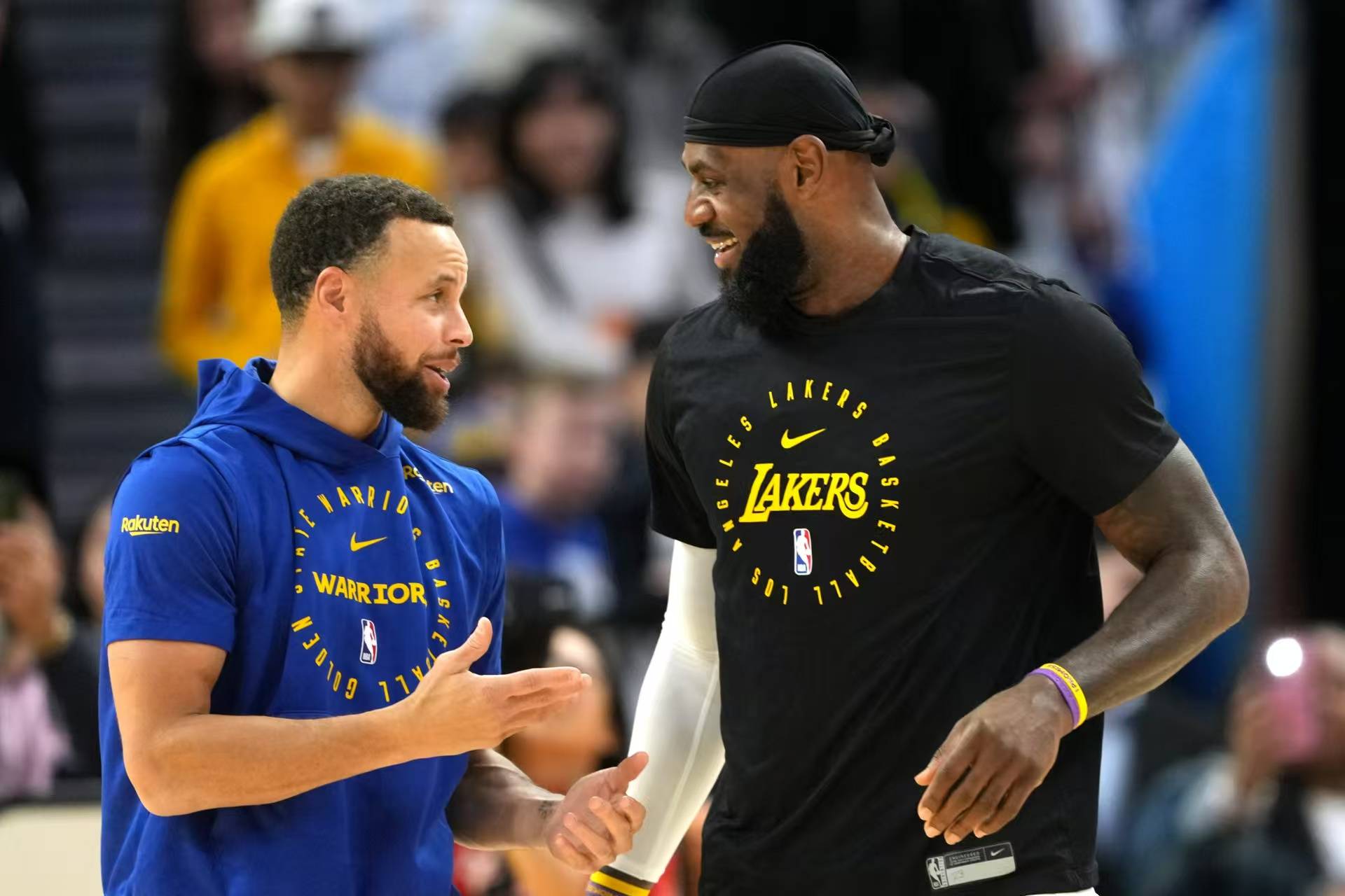 NBA季前赛:湖人胜勇士,詹姆斯砍下30+13的简单介绍 NBA季前赛:湖人胜勇士,詹姆斯砍下30+13的简单介绍