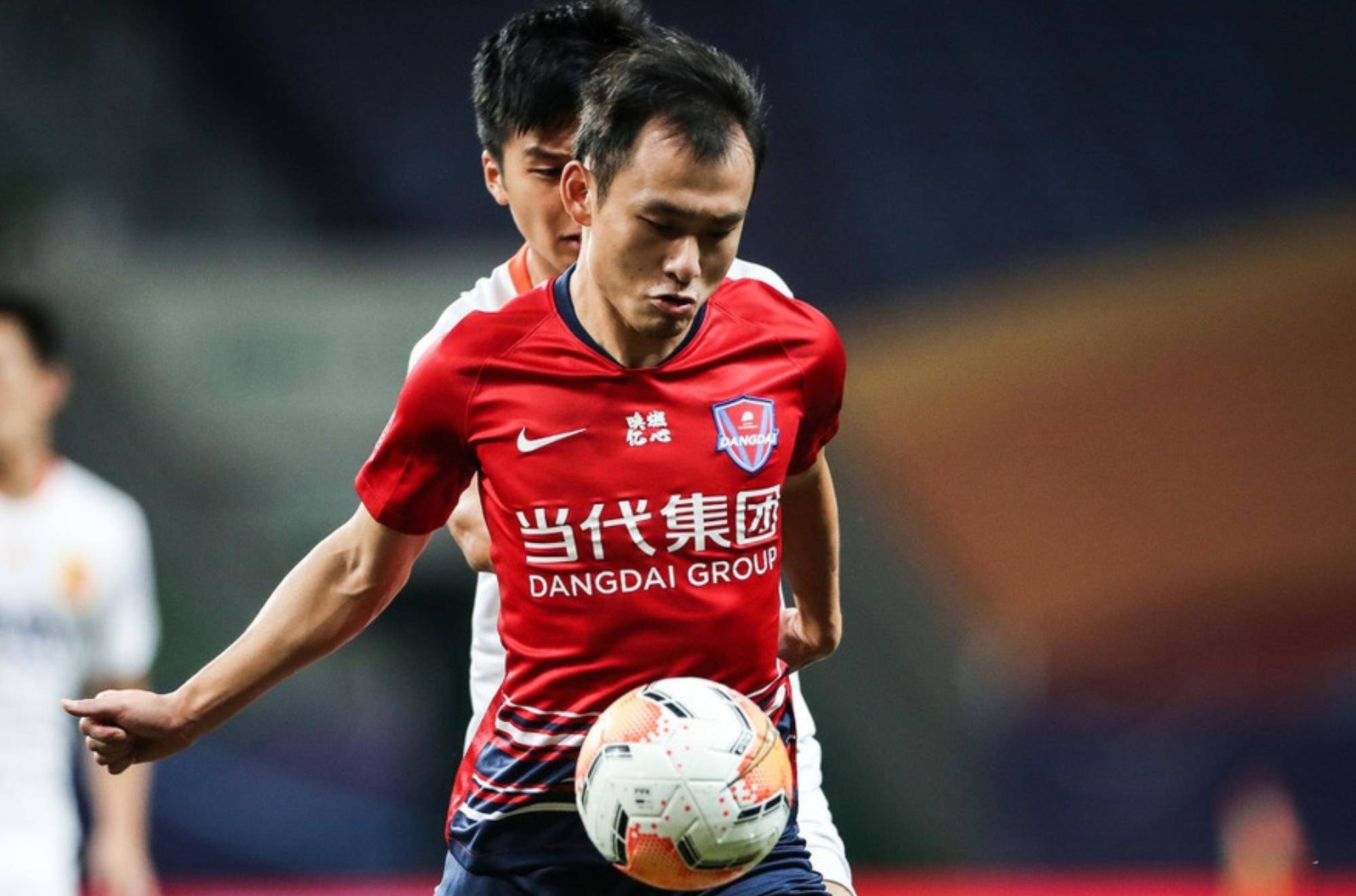 爱游戏登录-重庆当代队主场连胜守住积分