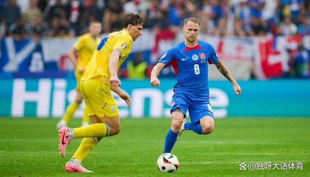 斯洛伐克队在欧洲足球赛事中实现大逆转