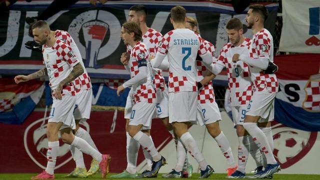 爱游戏网页版入口-欧预赛：乌克兰客场战胜希腊，晋级形势一片光明的简单介绍